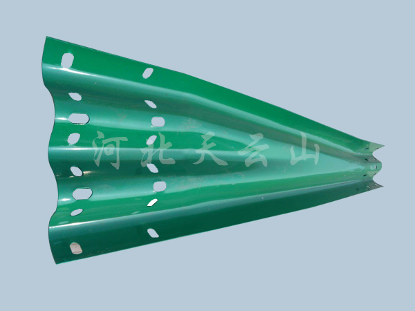 二變?nèi)^度護(hù)欄板